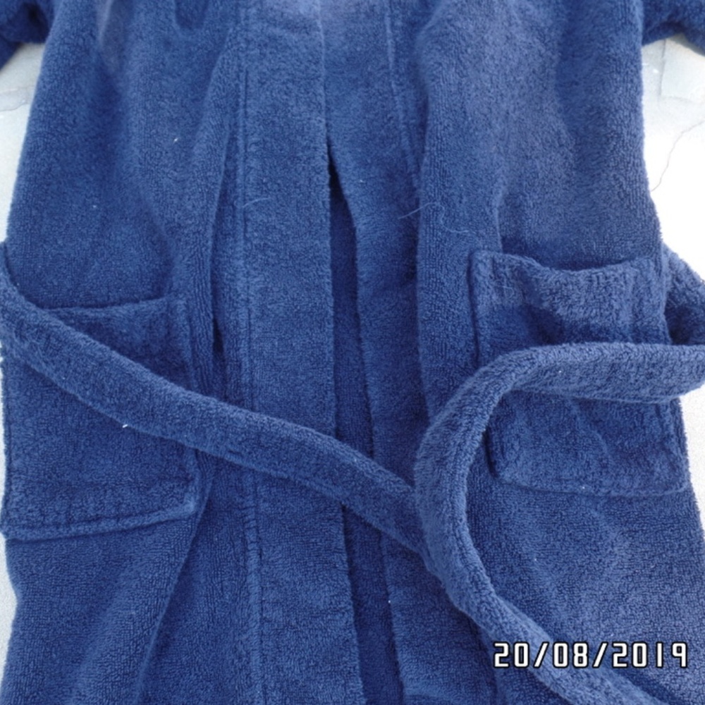 Girl's Bath Robe - Picture 2 of 3